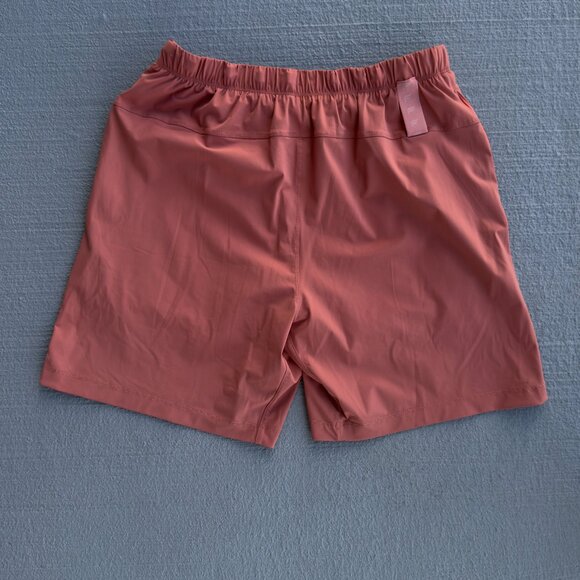 Fabletics shorts - Picture 2 of 2